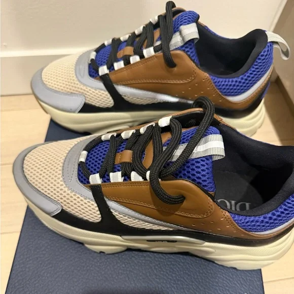 Dior sneaker M-B22, violet , cream , coffee brown, size 42. ( like new) - Picture 8 of 8